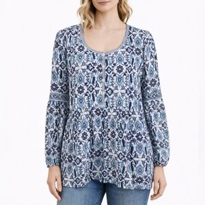 Max Studio Blue and White Patterned Blouse